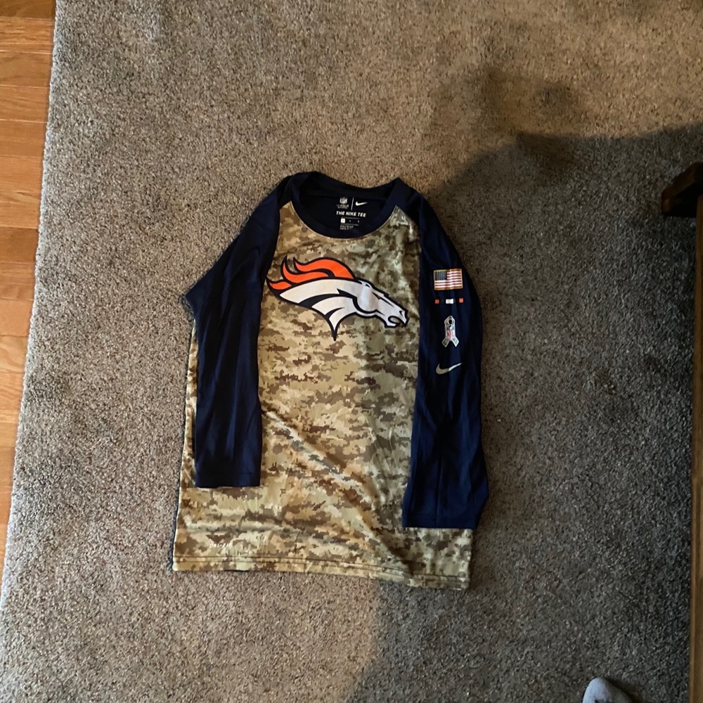 Nike Denver Broncos Camo shirt